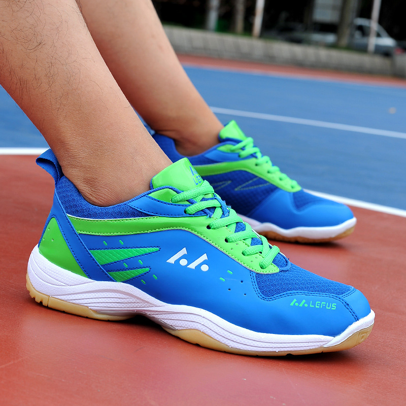 New Badminton Shoes Profession - مراجعة Badminton Vector وسعره